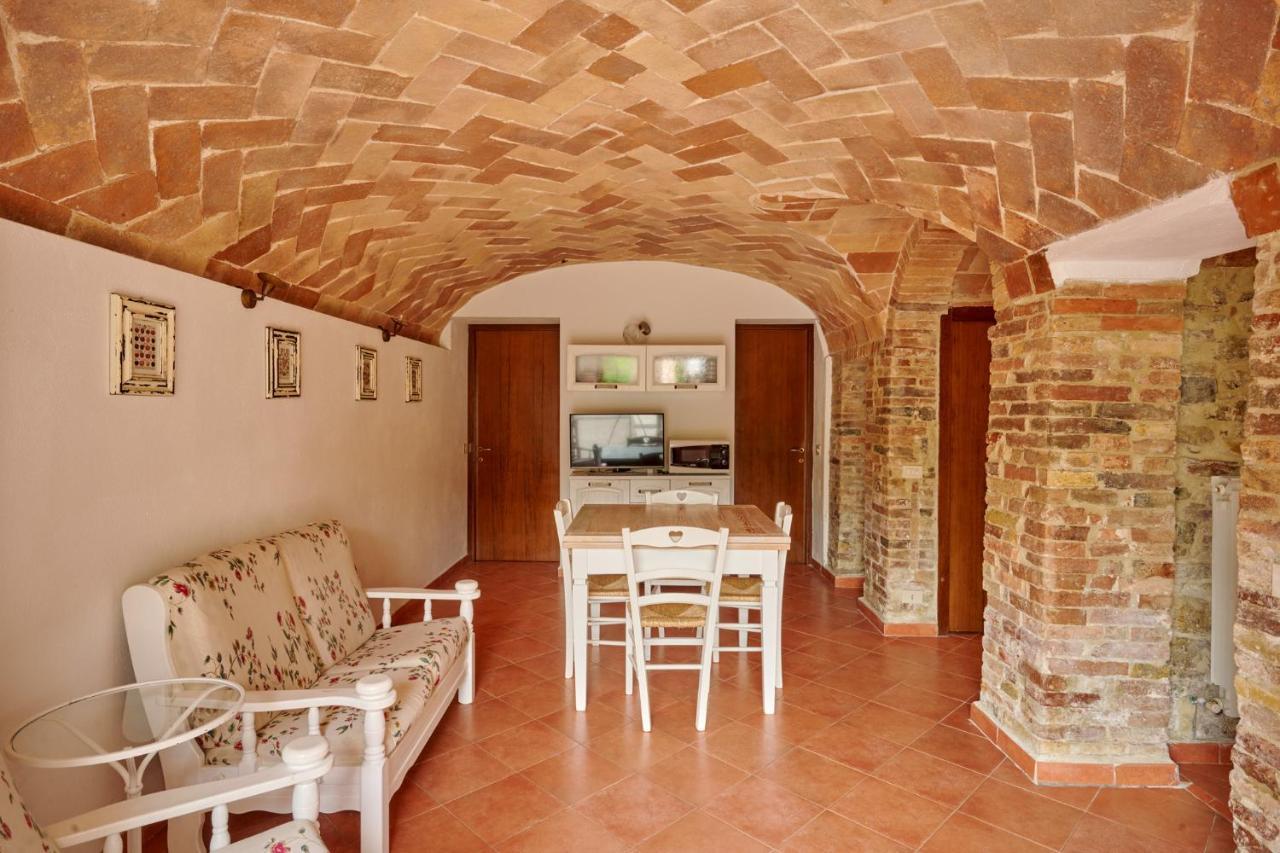 Agriturismo Il Canneto Casole dʼElsa Dış mekan fotoğraf