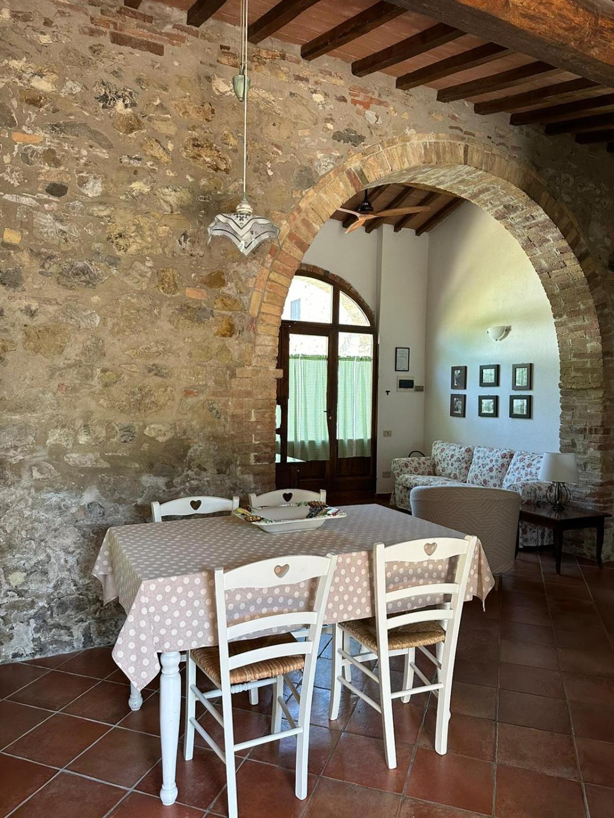 Agriturismo Il Canneto Casole dʼElsa Dış mekan fotoğraf